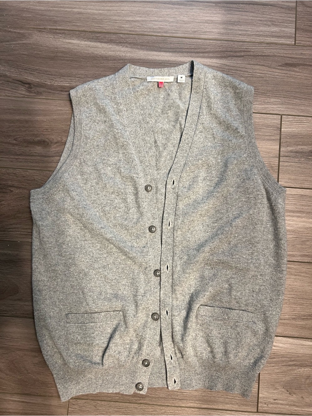 Uniqlo Light Gray Cashmere V-Neck Vest